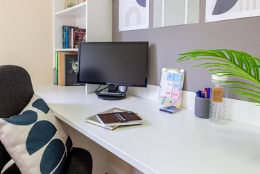 1 bed flat, Dean Street, City Centre, Bangor, LL571US - Image 2